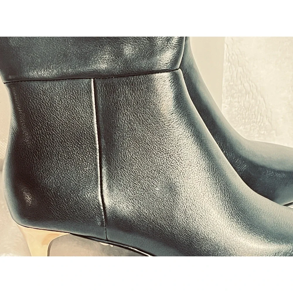 Donna Karan Knee‑High Black Boots Gold Accented Heel Women's Size 5M– MSRP $275